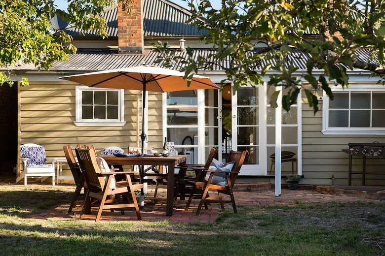 Albert Cottage