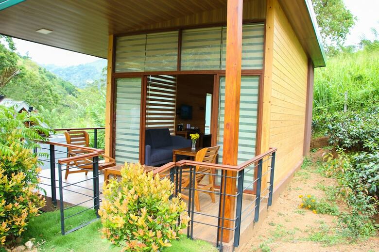 Villa Aloft Grand Hotel