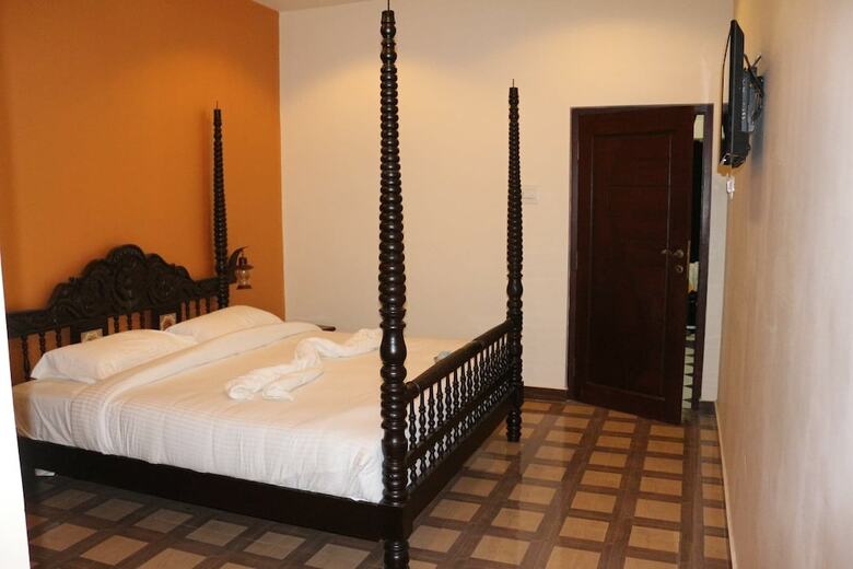 Hotel Chola Heritage