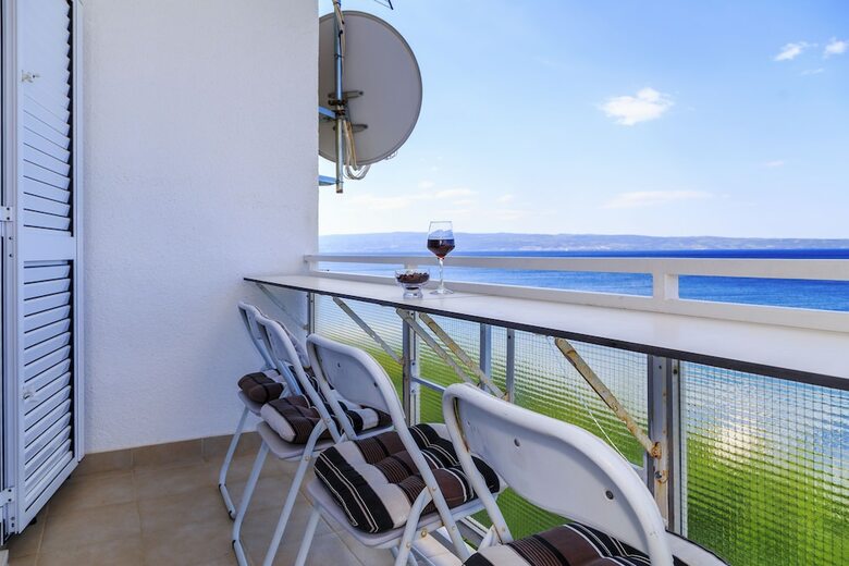 Ante Apartments