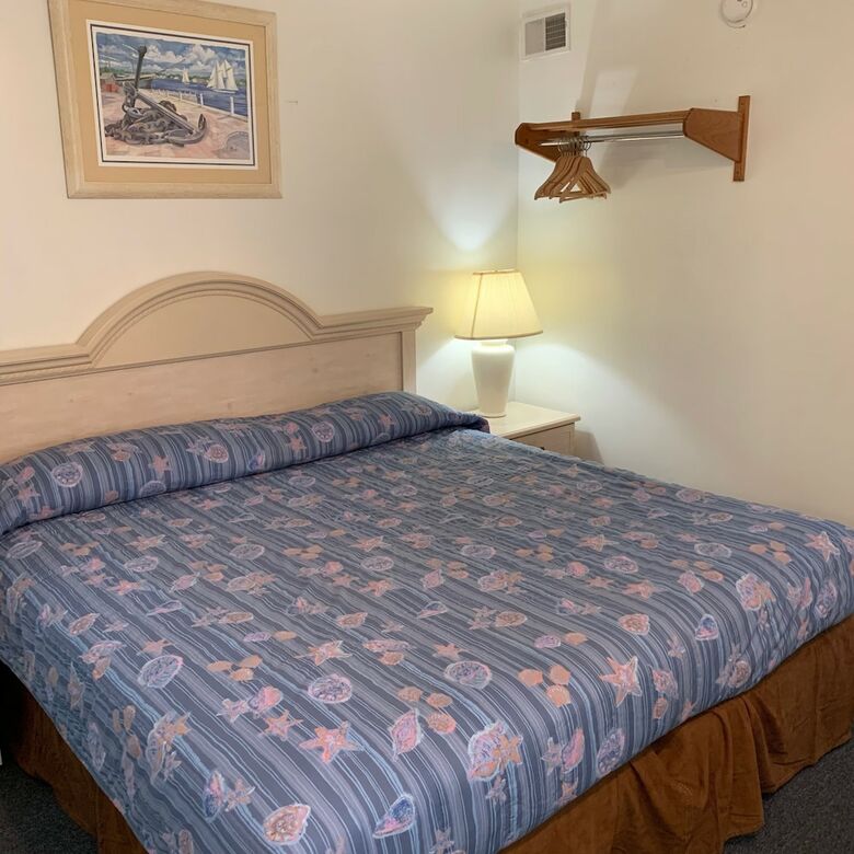 Roman Holiday Motel