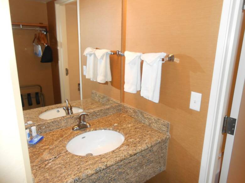 Hotel Greentree Inn & Suites Mesa