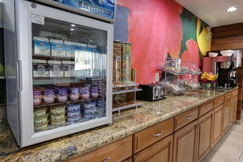 Hotel Greentree Inn & Suites Mesa