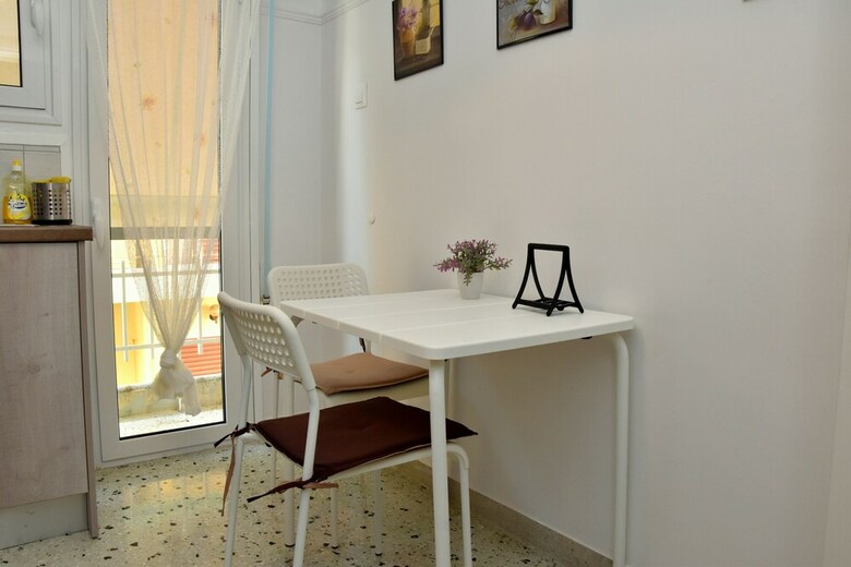 Filopappou View Renovated Apartment