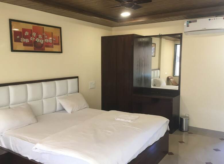 Hotel Valley Wood Resort And Spa