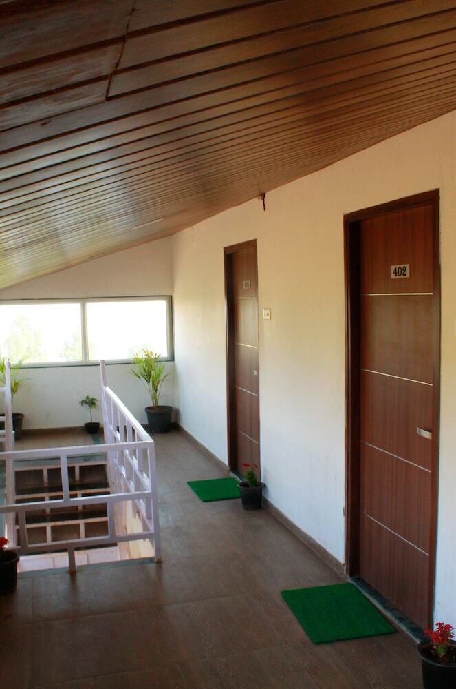 Hotel Valley Wood Resort And Spa