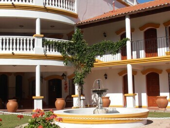 El Cortijo Apart Hotel & Spa