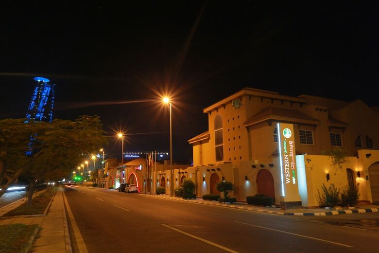 Villa Western Garden Hotel