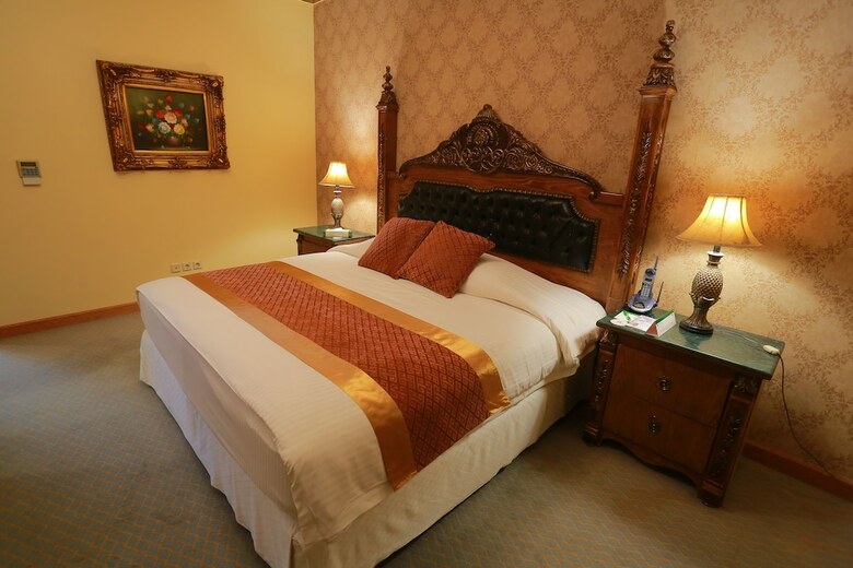 Villa Western Garden Hotel