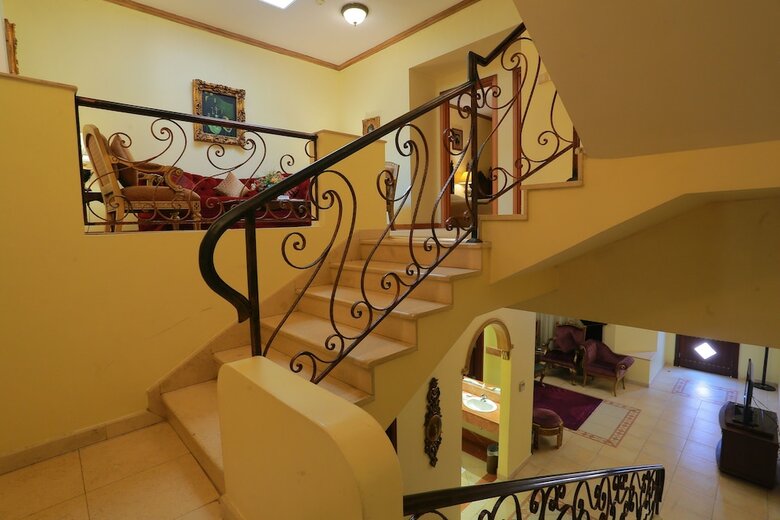 Villa Western Garden Hotel