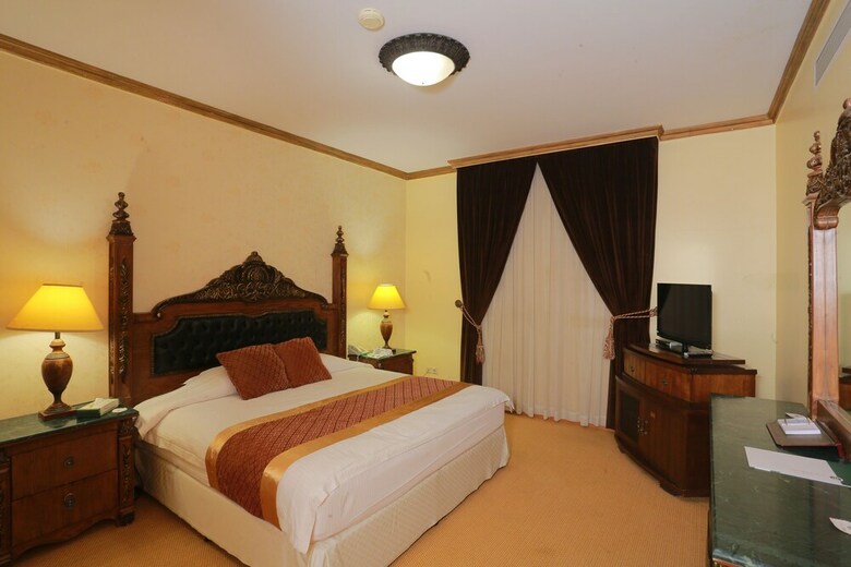 Villa Western Garden Hotel