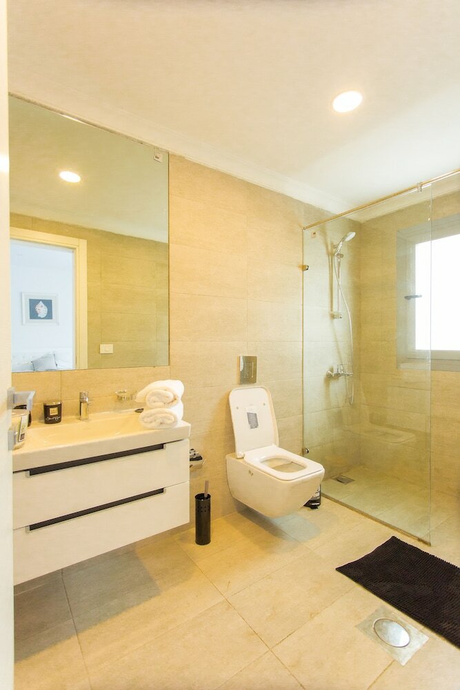 Aparthotel Accra Luxury Apartments @ The Lul Water