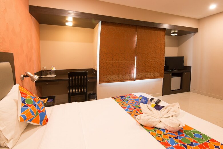 Fabhotel Santhome Inn