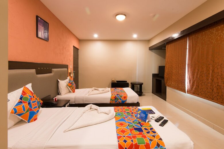 Fabhotel Santhome Inn