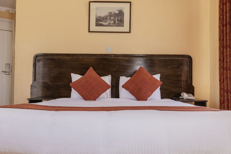 Hotel Tafaria Castle
