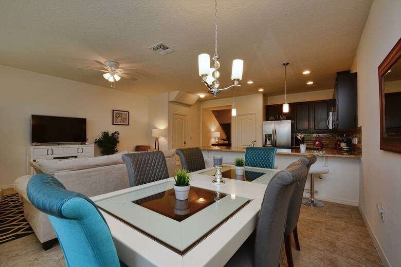 Compass Bay- 4 Bedroom Townhome- 1950cy