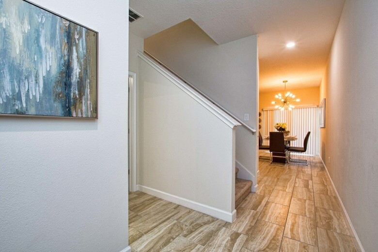 Storey Lake-4 Bedroom Townhome W/ Spashpool-1624st