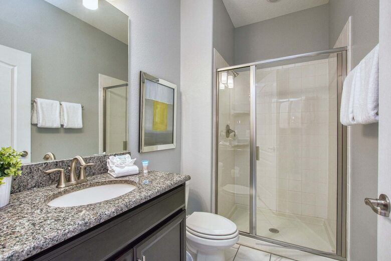 Storey Lake-4 Bedroom Townhome W/spashpool-1629st