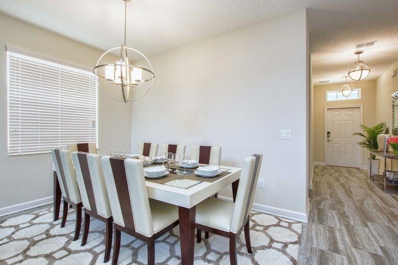 Storey Lake-5 Bedroom Pool Home-1663st