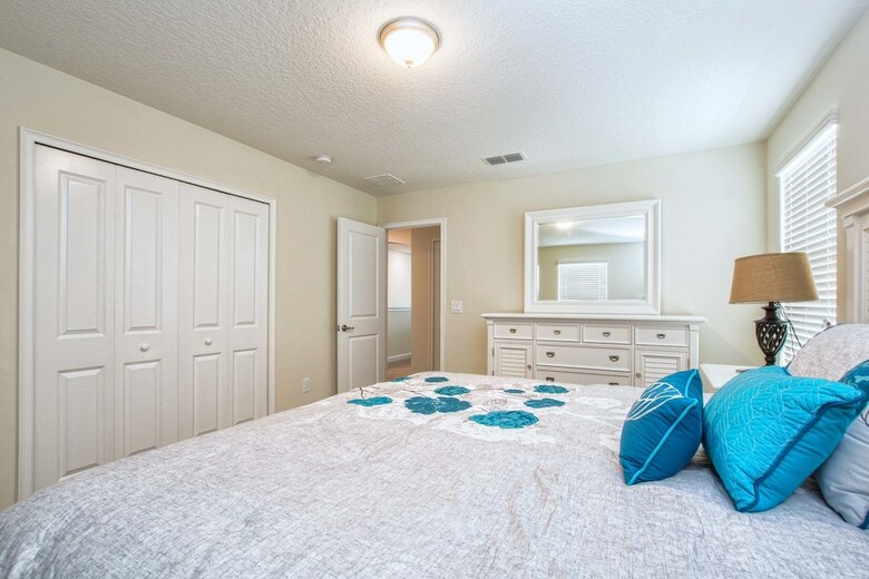 Storey Lake-5 Bedroom Pool Home-1663st