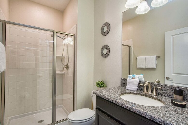 Storey Lake-4 Bedroom Townhome W/splashpool-1625st
