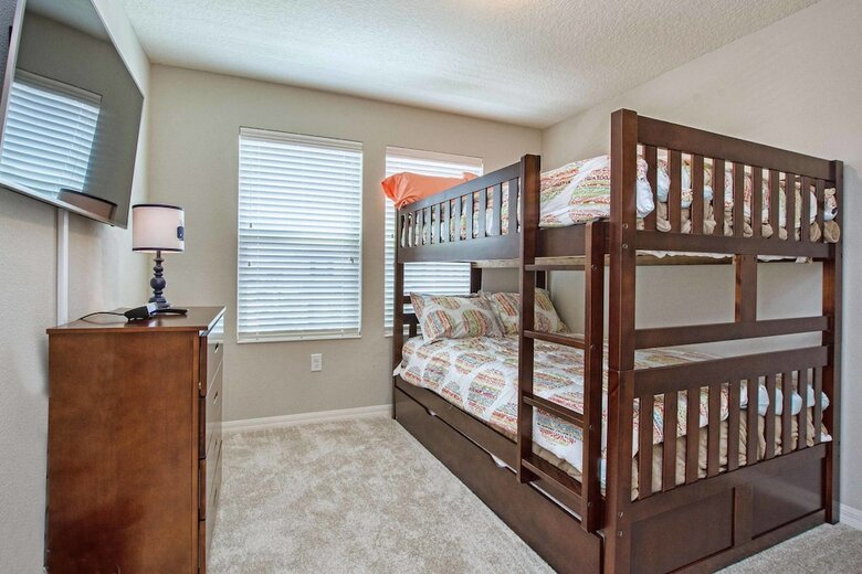 Compass Bay- 4 Bedroom Townhome- 1960cy