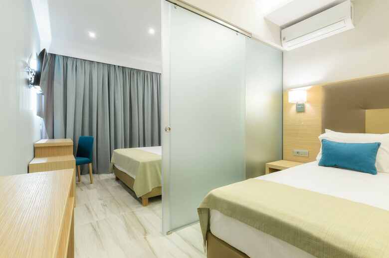Hotel Karras Grande Resort