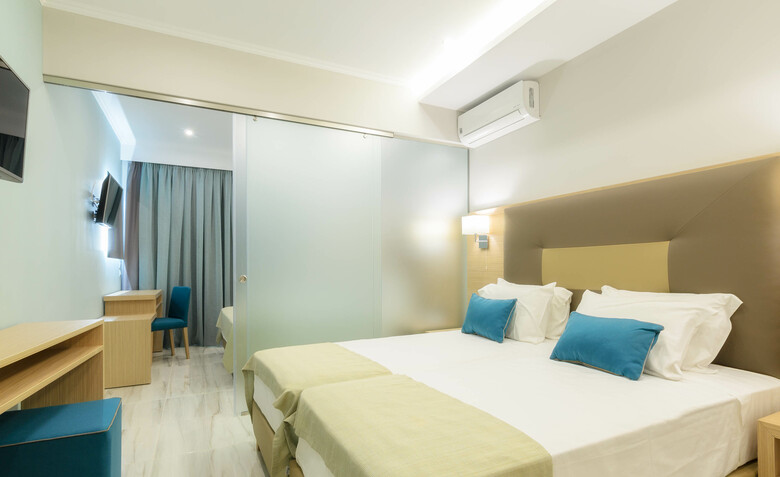 Hotel Karras Grande Resort