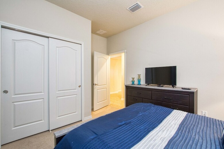 Windsor-5 Bed Townhouse W/splashpool-3804ww