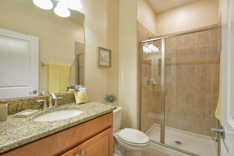 Storey Lake-4 Bedroom Townhome W/splashpool-1610st