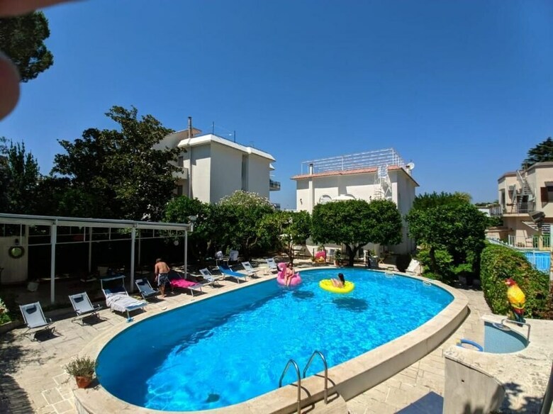 Villa Sorrento Resort - B&B