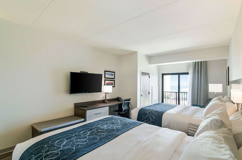 Hotel Comfort Inn & Suites