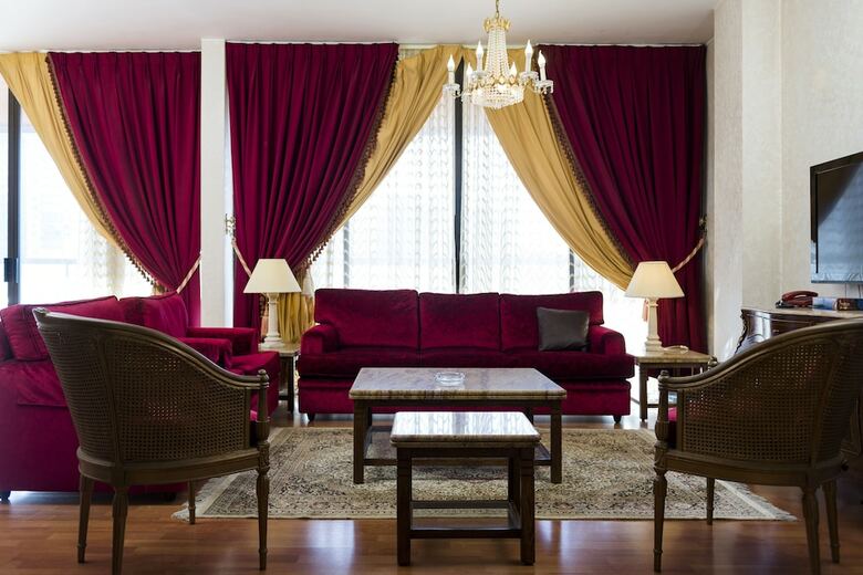 Apartamentos Holiday Home Suites
