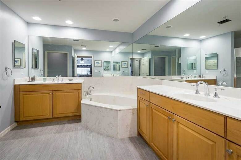 Bella Lago 324 - Three Bedroom Condo