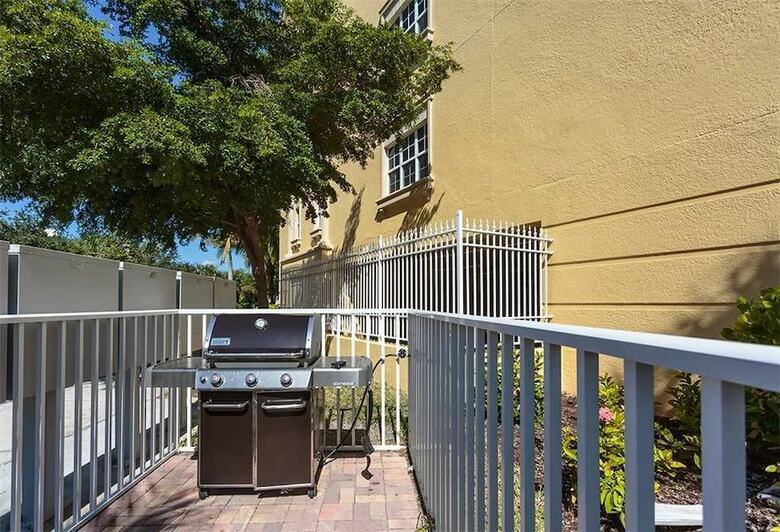 Bella Lago 324 - Three Bedroom Condo