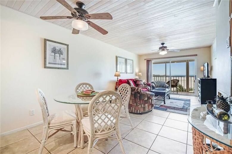 Castle Beach 103 - Two Bedroom Condo