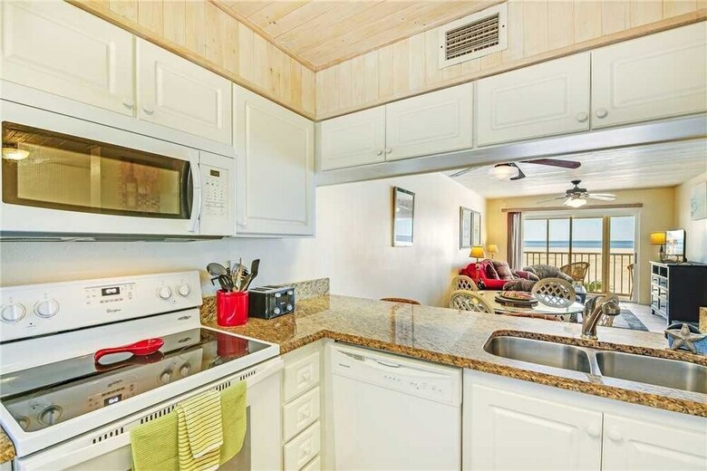 Castle Beach 103 - Two Bedroom Condo