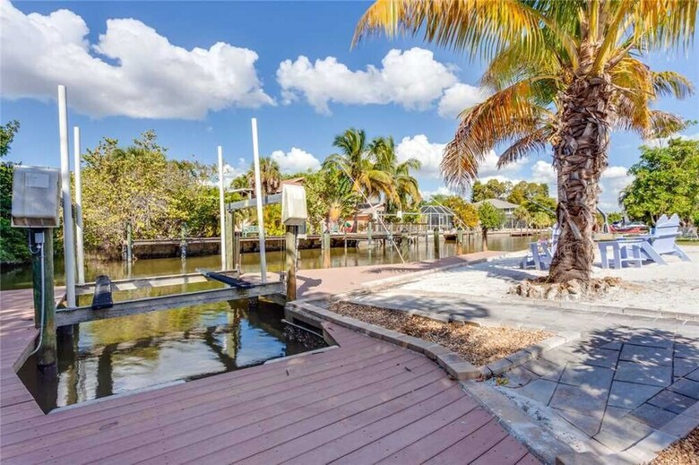 Egret Beach House - Two Bedroom Home