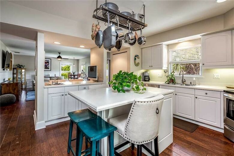 Miramar 124 Upper Unit - Two Bedroom Home