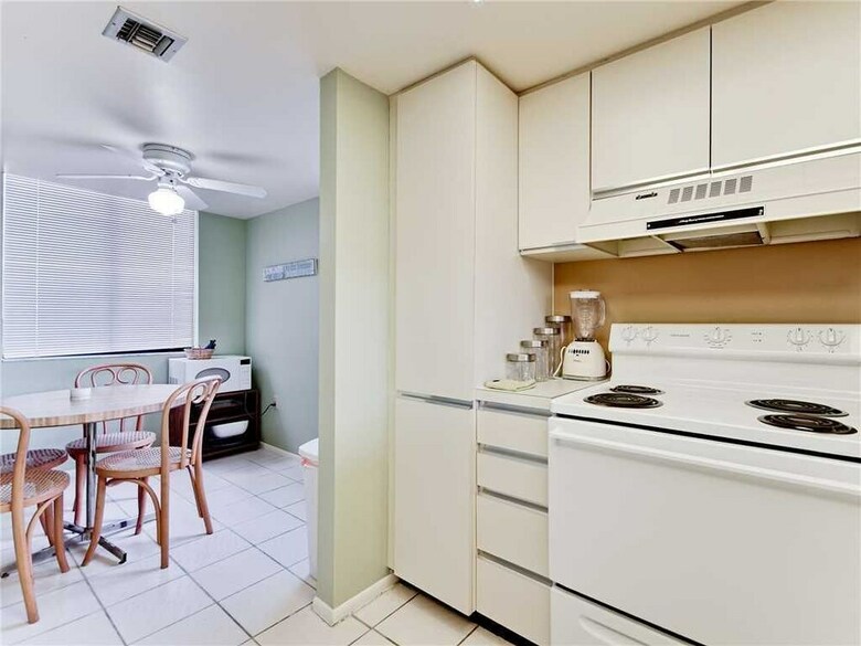 Siesta Key Excelsior 306 - Three Bedroom Condo