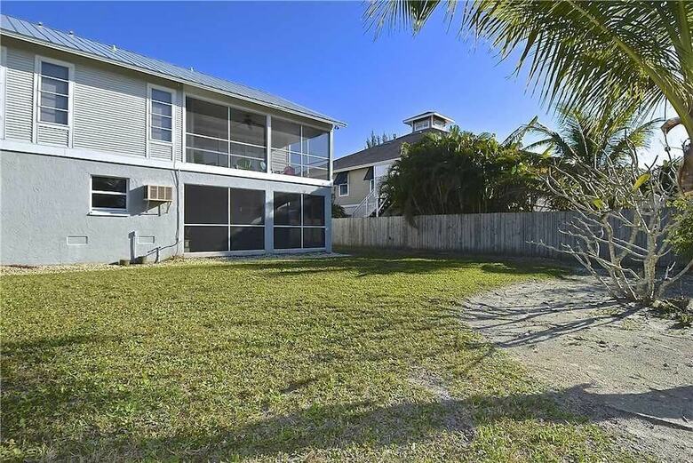 Mystic Dolphin 2 - Two Bedroom Home