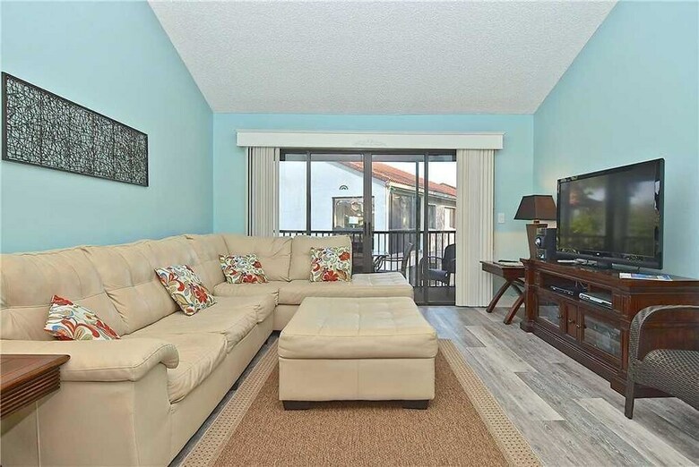 Siesta Dunes Beach 201 - Two Bedroom Condo