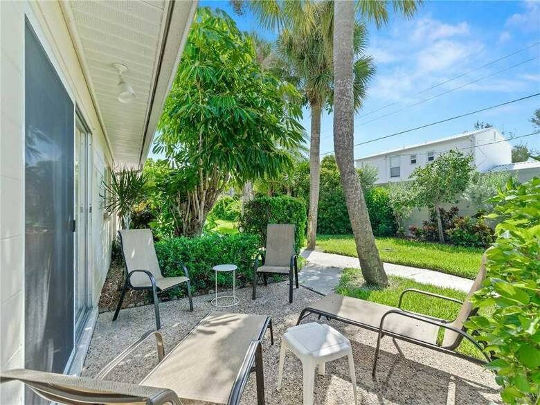 Jamaica Royale 101 - Two Bedroom Condo