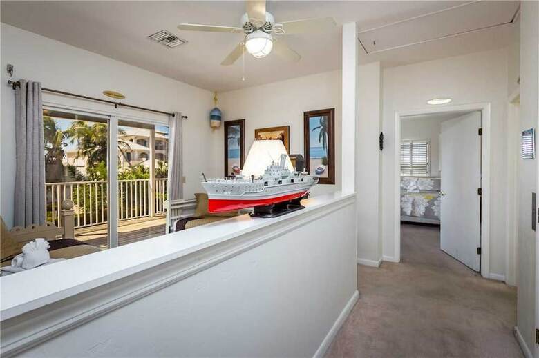 Uss Gulf Breeze Beach - Five Bedroom Home