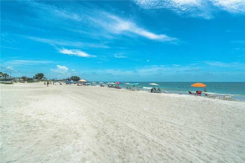 Madeira Norte 206 - Two Bedroom Condo