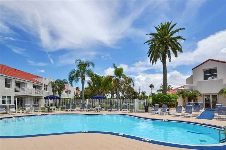 Vista Verde East 8162 - Two Bedroom Condo