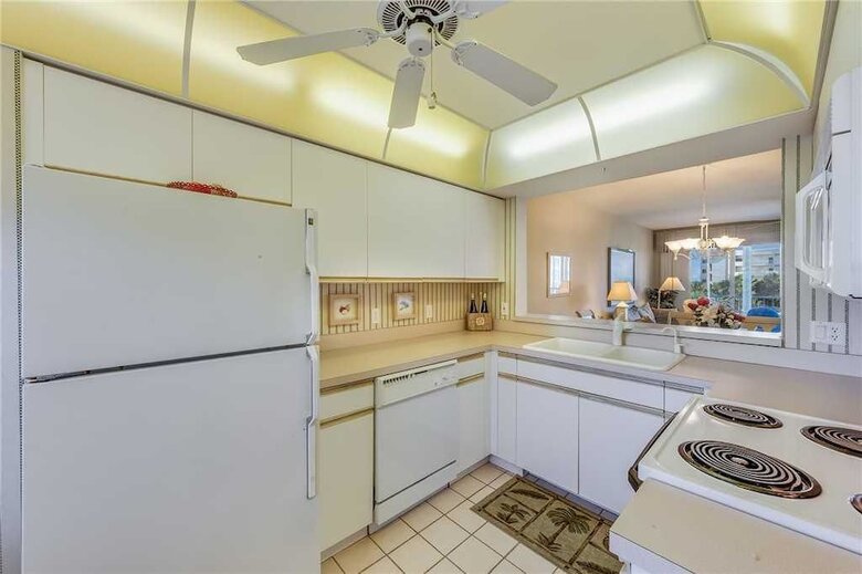 Hibiscus Pointe 733 - Two Bedroom Condo
