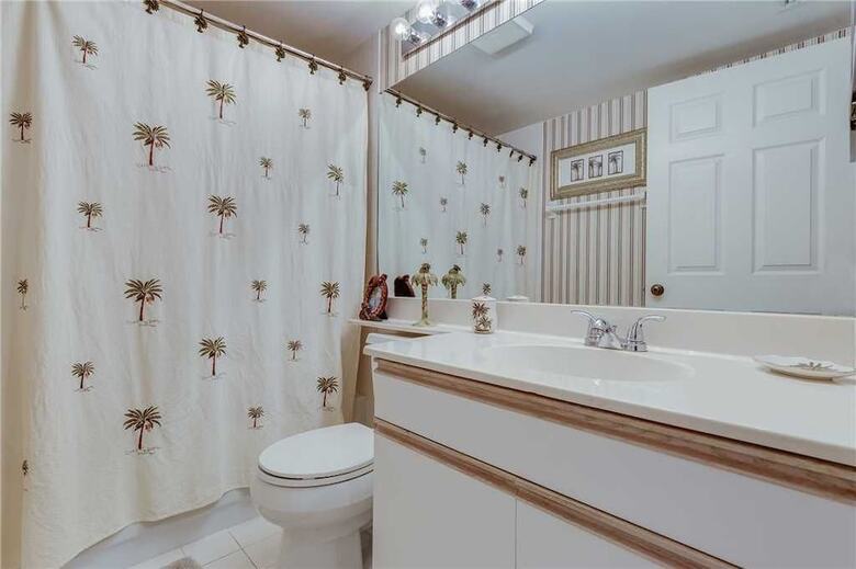 Hibiscus Pointe 733 - Two Bedroom Condo