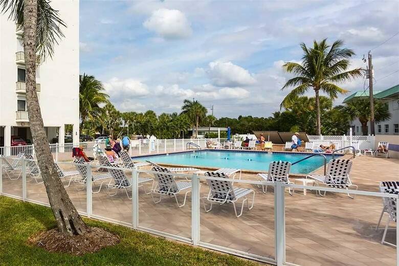 Sunset 704 - Two Bedroom Condo