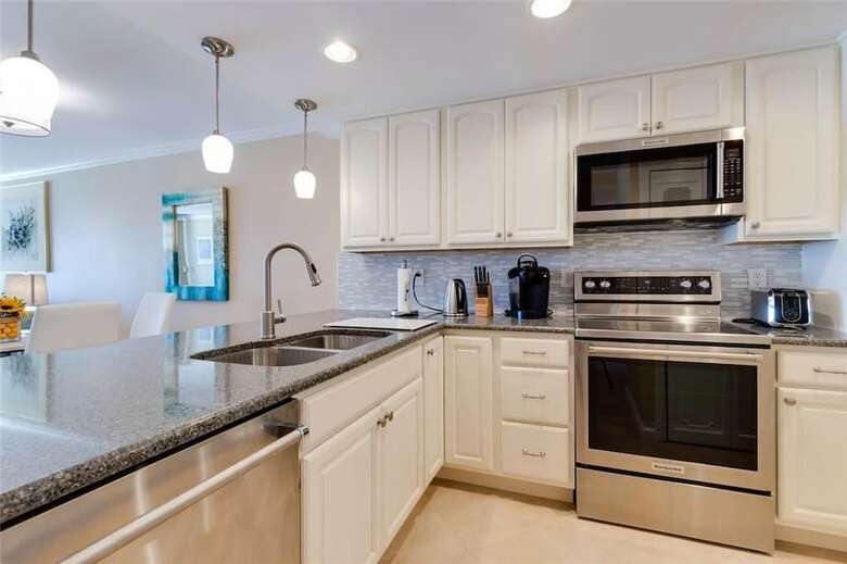 Sunset 704 - Two Bedroom Condo